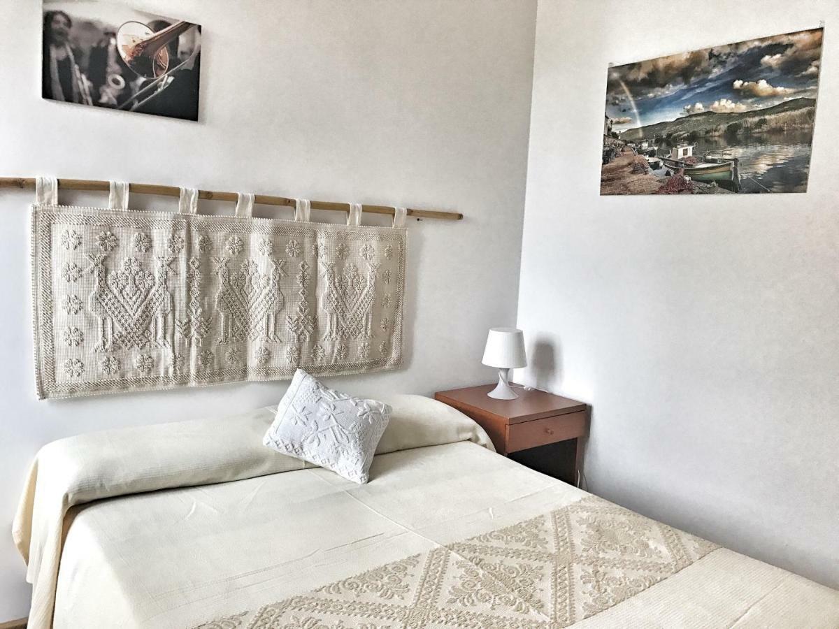 Temo River House Romantic Balcony And Peaceful Retreat In The Heart Of 博萨 外观 照片